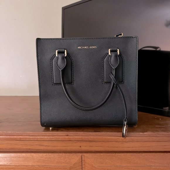 MICHAEL KORS - Picture 1 of 3